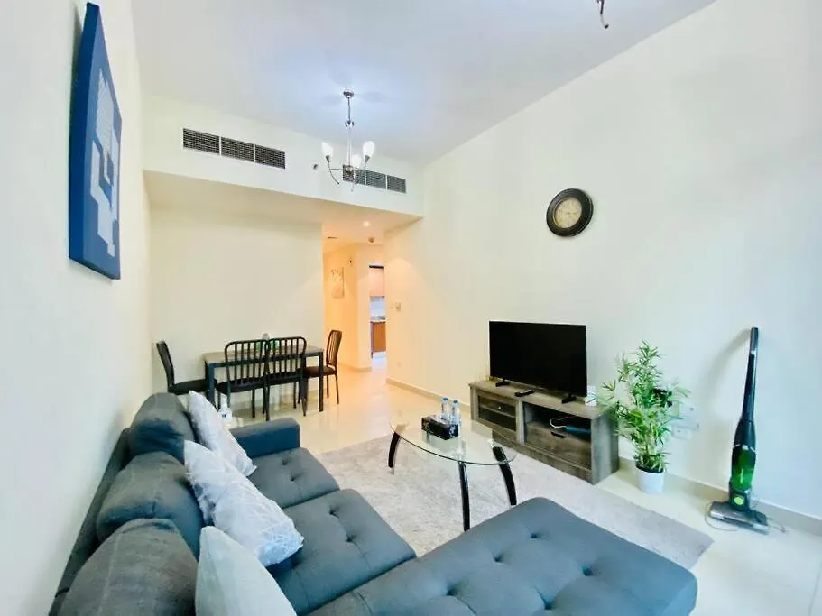 Dubai Marina 1 Bedroom Hall Apartment With Beautiful View ОАЭ