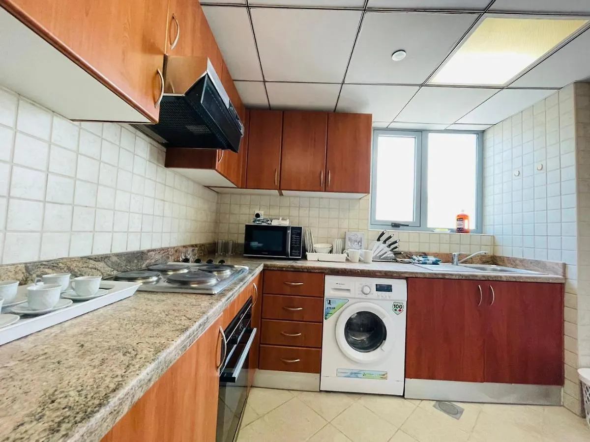 Dubai Marina 1 Bedroom Hall Apartment With Beautiful View